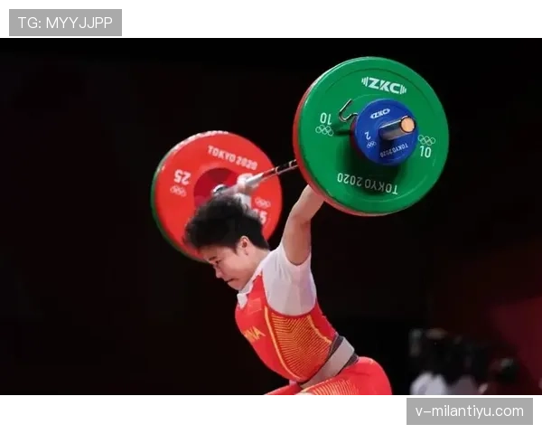 侯志慧健身房自拍堆满柜子,普通妹子简直没法比! 侯志慧健身房自拍堆满柜子,普通妹子简直没法比!